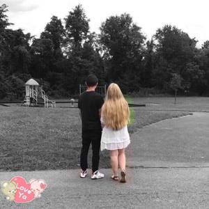 Meet your Posher, Hennesy